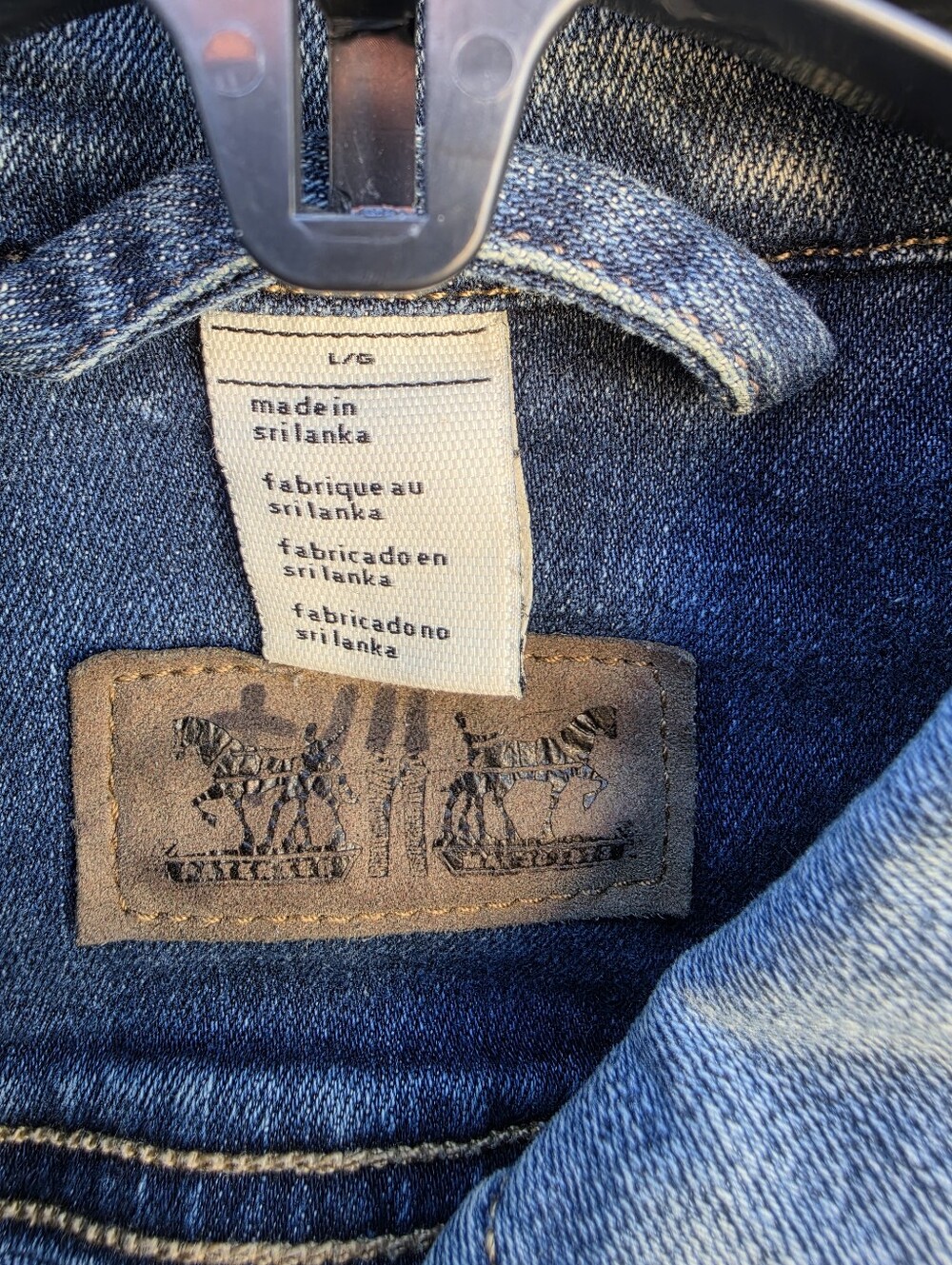 Levi's Custom Hand Painted Van Gogh Sunflowers Denim Jacket Size L - Picture 5 of 6